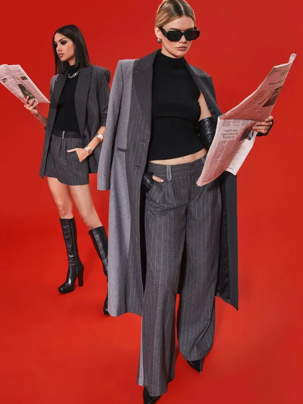 Alice and Olivia Colley Notch Collar Blazer + Conry Pleated Cuff Short-Women Matching Sets